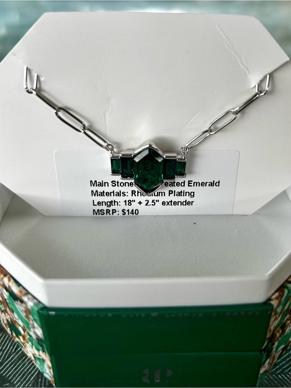 Bomb Party May Rhodium-Plated Emerald Pendant Necklace - Green
